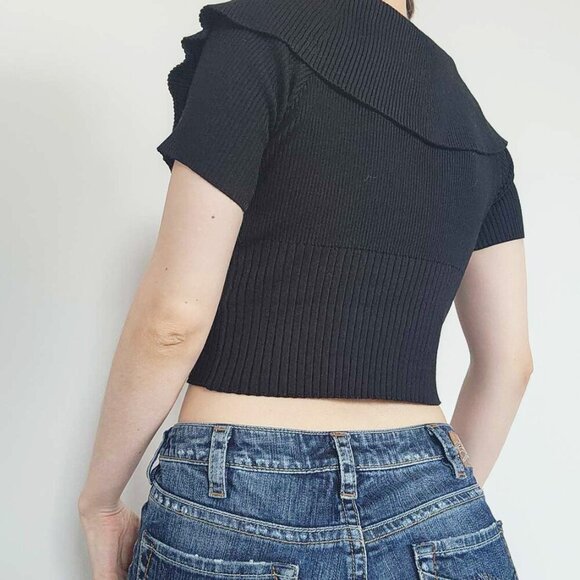 Japanese Gothic black zip-up top with big bat collar - Picture 3 of 9